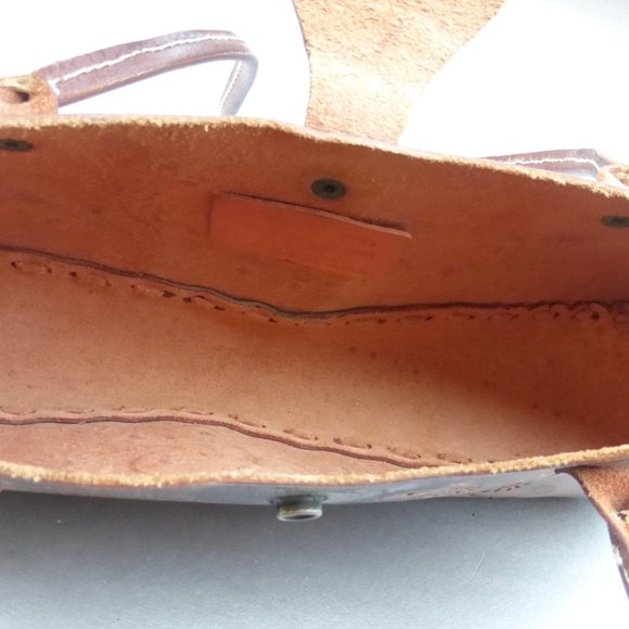 Tooled Floral Authentic Brown Leather Shoulder Bag - Picture 14 of 16